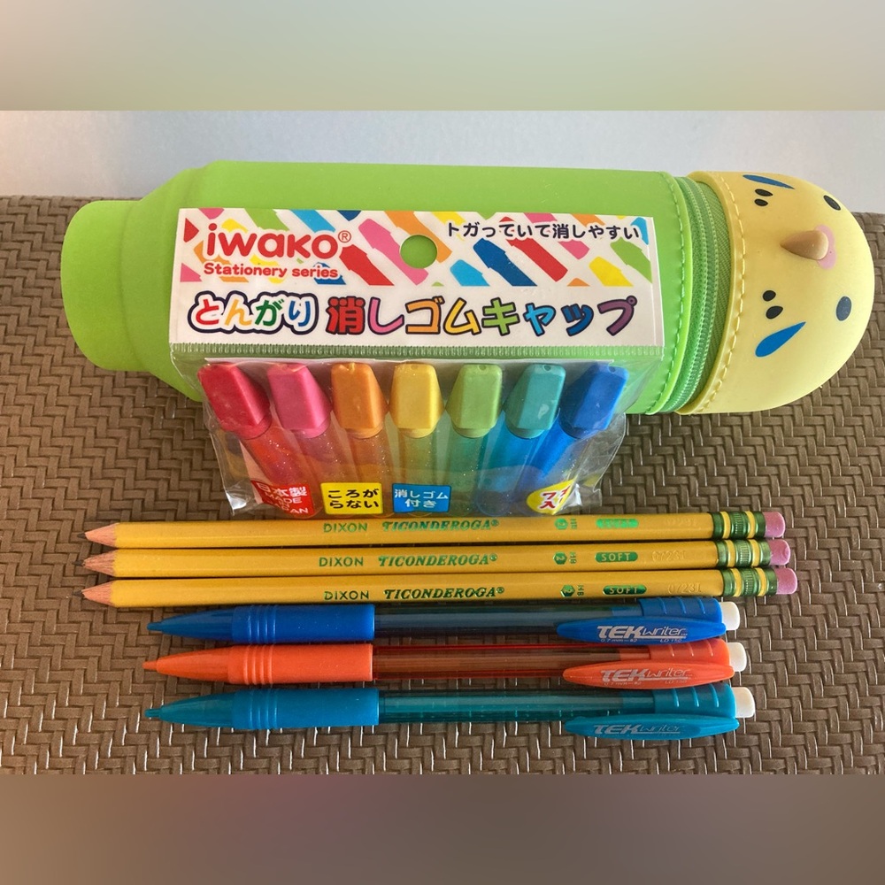 PUNILABO Silicone Parrot Pen/Pencil Case + pencils and IWAKO eraser pencil caps